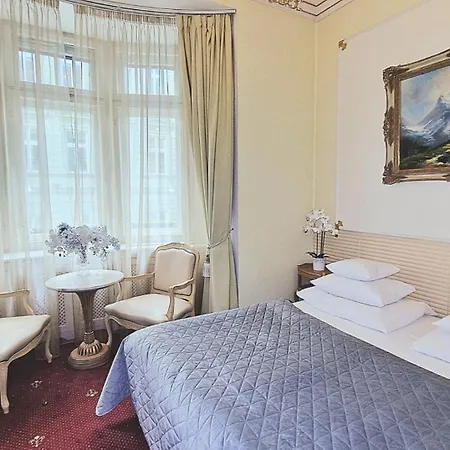 Geneva Old Town Hotell 5*