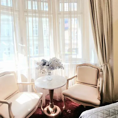 Geneva Old Town 5* Prag